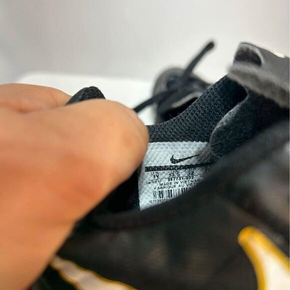 Nike Tiempo soccer cleats. Black and white. Size youth 1. Unisex. “Outdoor” - Picture 7 of 10